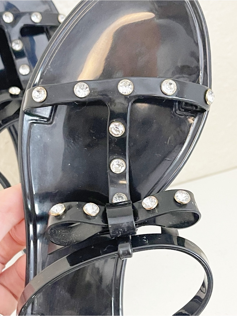 Kate Spade New York black jeweled T-strap jelly sandals with crystals and bow - Picture 4 of 10